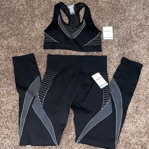 NEW with tags Forever 21 workout set, size med